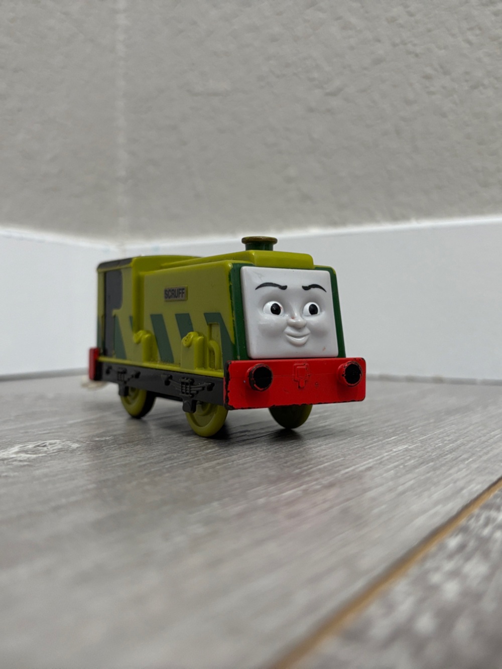 Motorized Scruff 2010 Mattel - Thomas & Friends